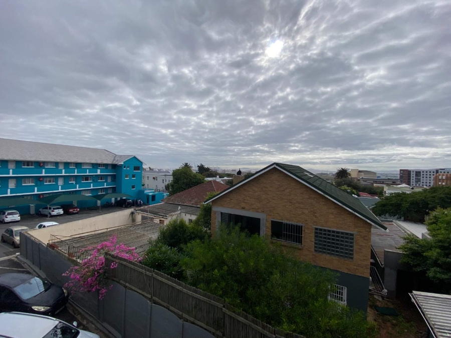 2 Bedroom Property for Sale in Woodstock Upper Western Cape